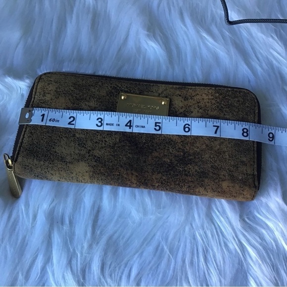 Michael Kors LTD Grayson LG Soft distressed bag & Wallet Set - Picture 9 of 11